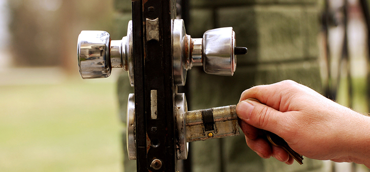 front door latch repair Winter Springs