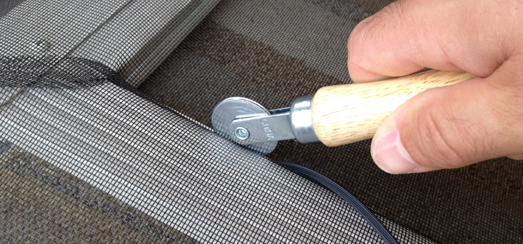 metal screen door repair in Winter Springs
